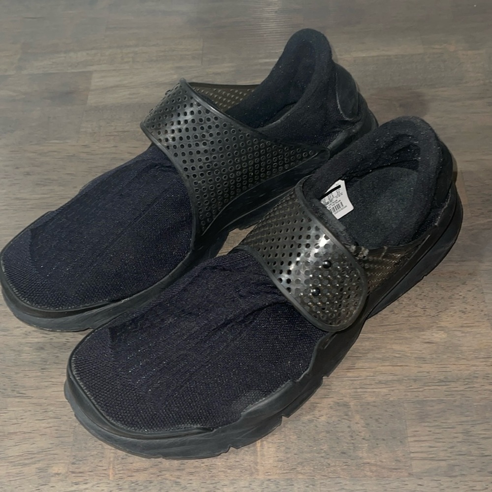 NIKE Sock Dart Triple Black Running Shoe Men’s Size 13 Pre-owned Good Condition